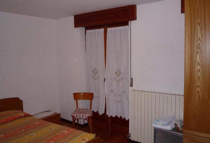 בית מלון כפרי Albergo Ristorante Chez Isabel