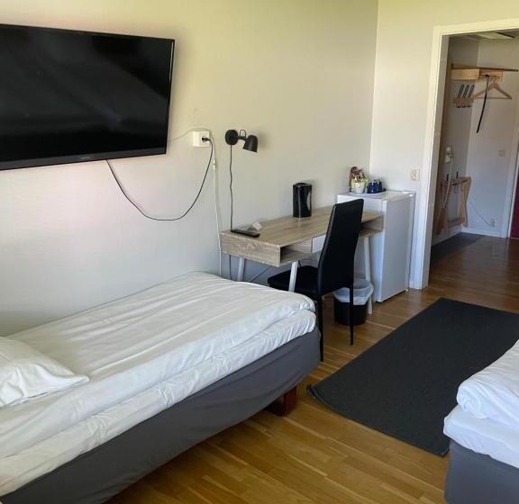 בית מלון כפרי L Smedjan