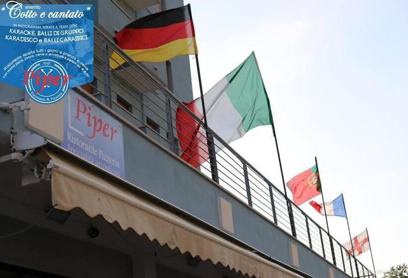 בית מלון כפרי Piper & River