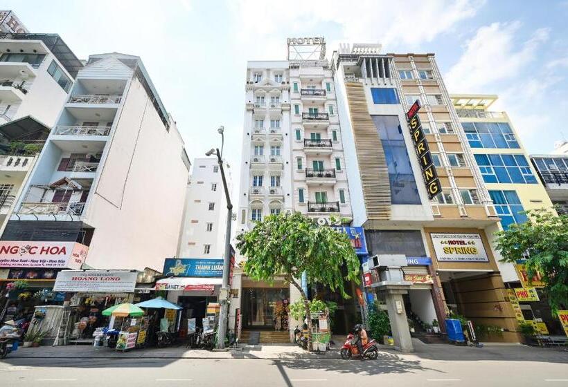 هتل Sunrise Airport