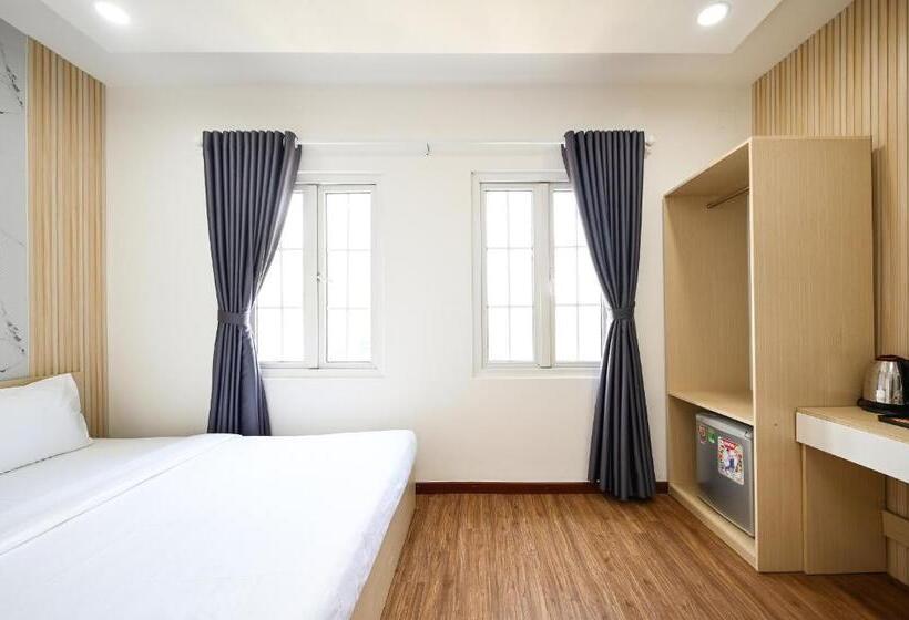 هتل Sunrise Airport