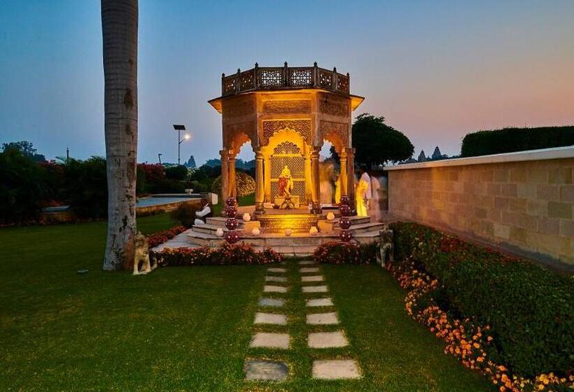 فندق The Lalit Traveller Khajuraho