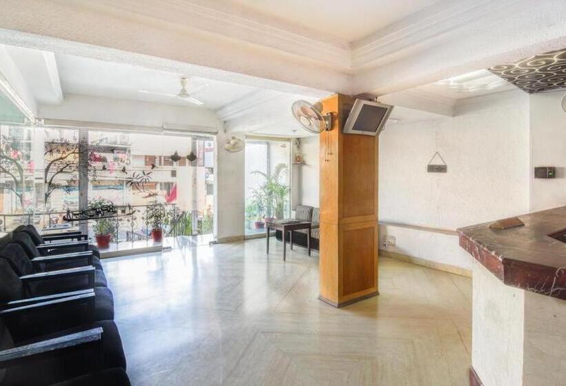 ホテル The Shagun