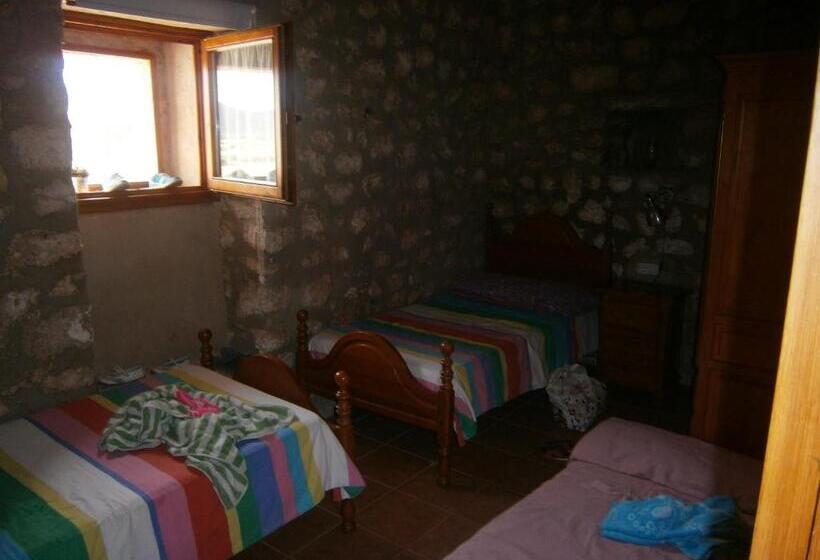 בית מלון כפרי Torre Forcheron