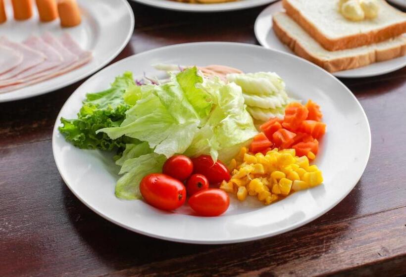 La Lune Beach Resort