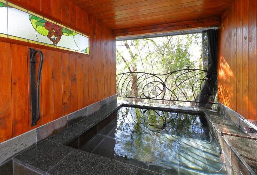 Pension 小さなホテルセラヴィ