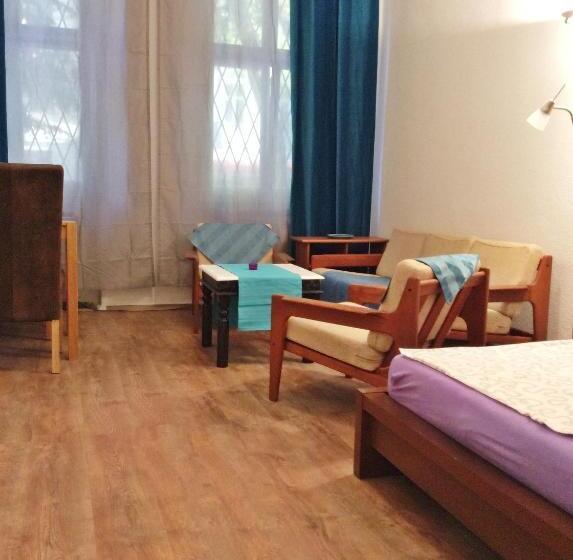 پانسیون Cityflair Berlin Apartments & Rooms