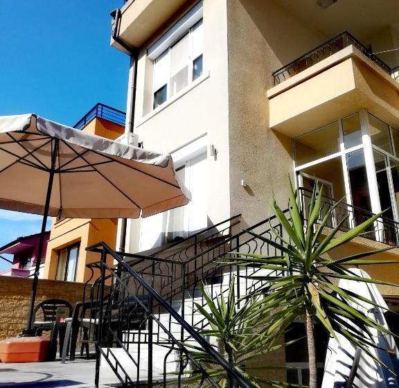 פנסיון Guest House Maggy