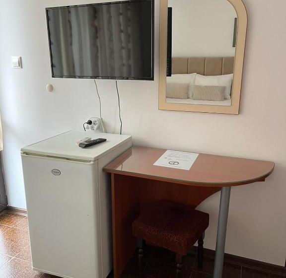 ペンション Guest House Rositsa