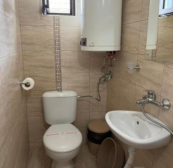 ペンション Guest House Rositsa