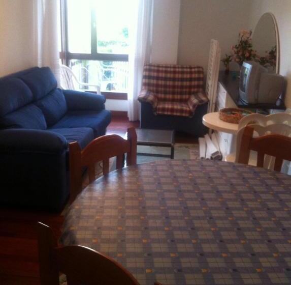 پانسیون Habitaciones López Azcona