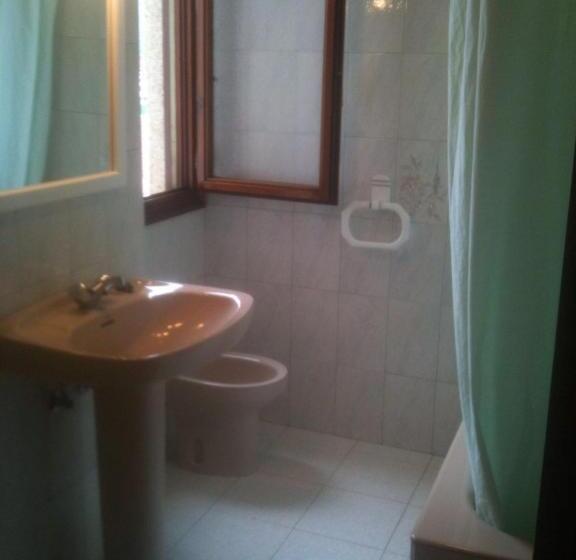 پانسیون Habitaciones López Azcona