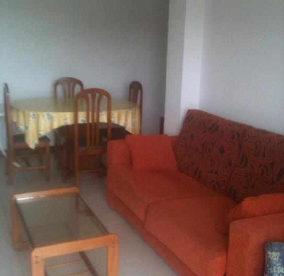 پانسیون Habitaciones López Azcona