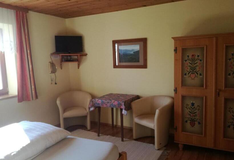 بنسيون Haus Kapfinger