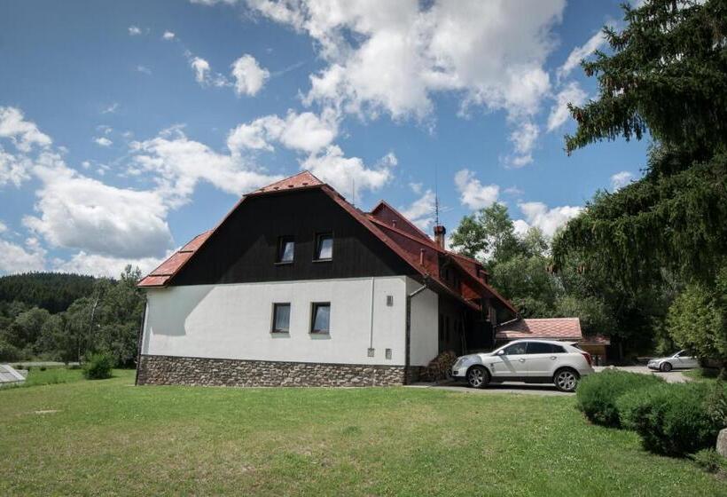 פנסיון Penzion Ekosport