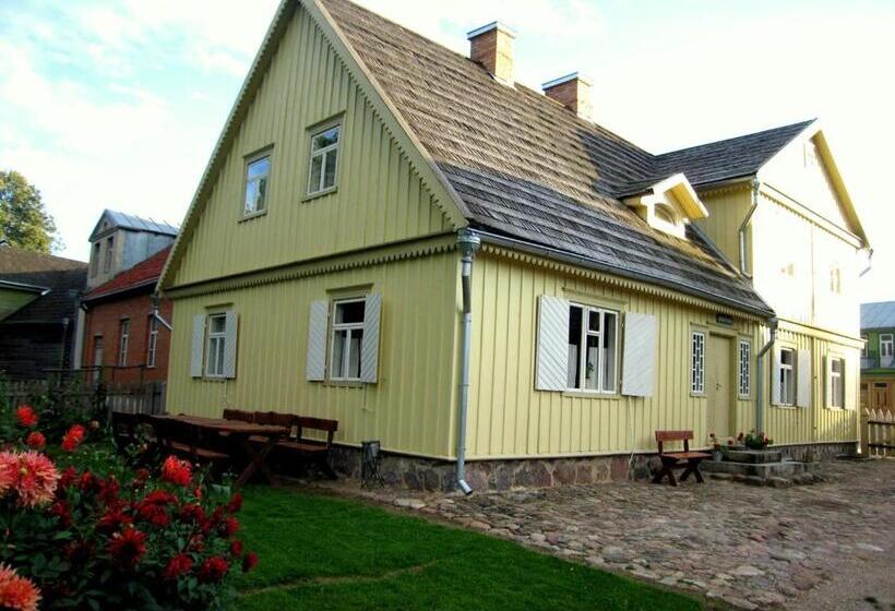 پانسیون Stay At Lithuanian Folk Museum