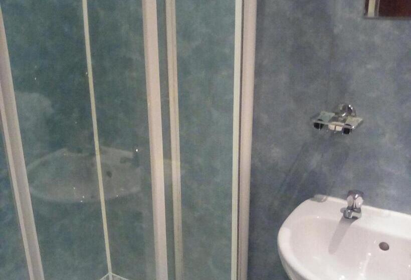 بنسيون The Merchants House