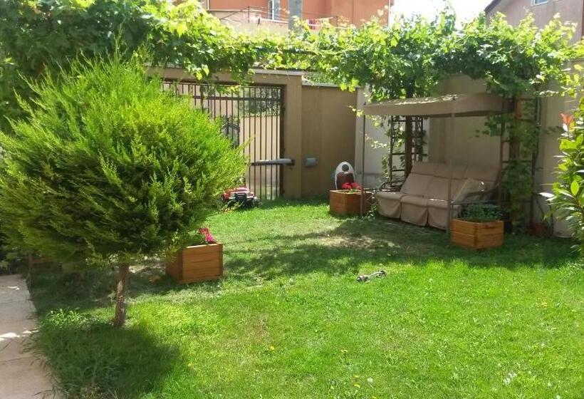 פנסיון Vila Doda