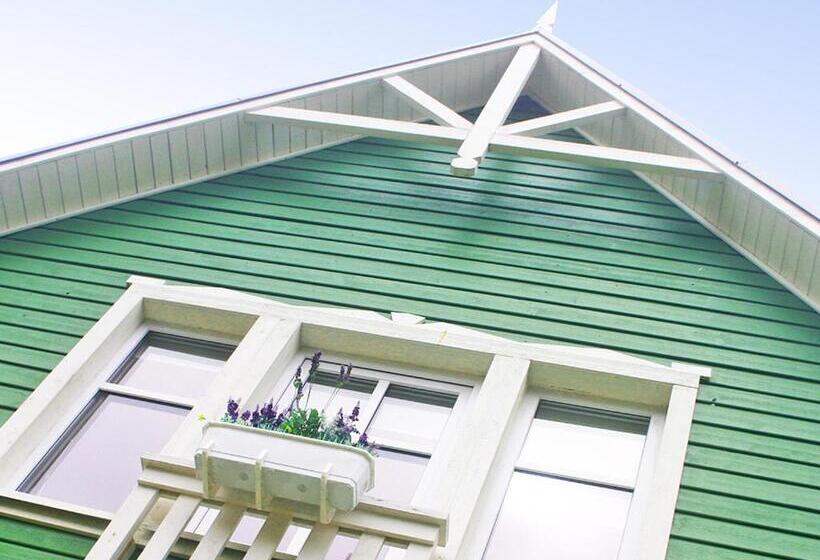 پانسیون Vila Levanda