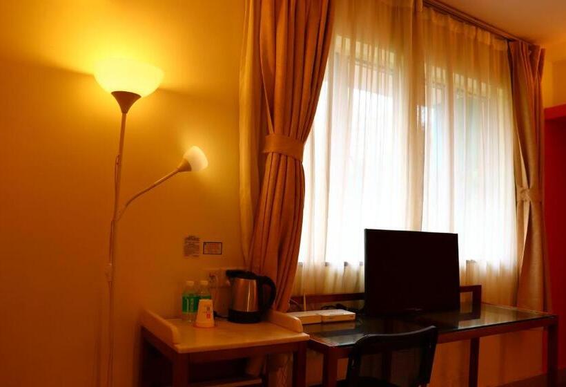 호스텔 岭南佳园连锁酒店广州北京路步行街农讲所地铁站店