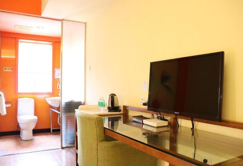 호스텔 岭南佳园连锁酒店广州北京路步行街农讲所地铁站店