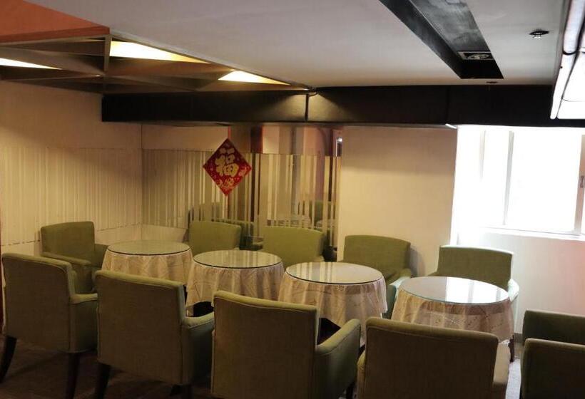 호스텔 岭南佳园连锁酒店广州北京路步行街农讲所地铁站店