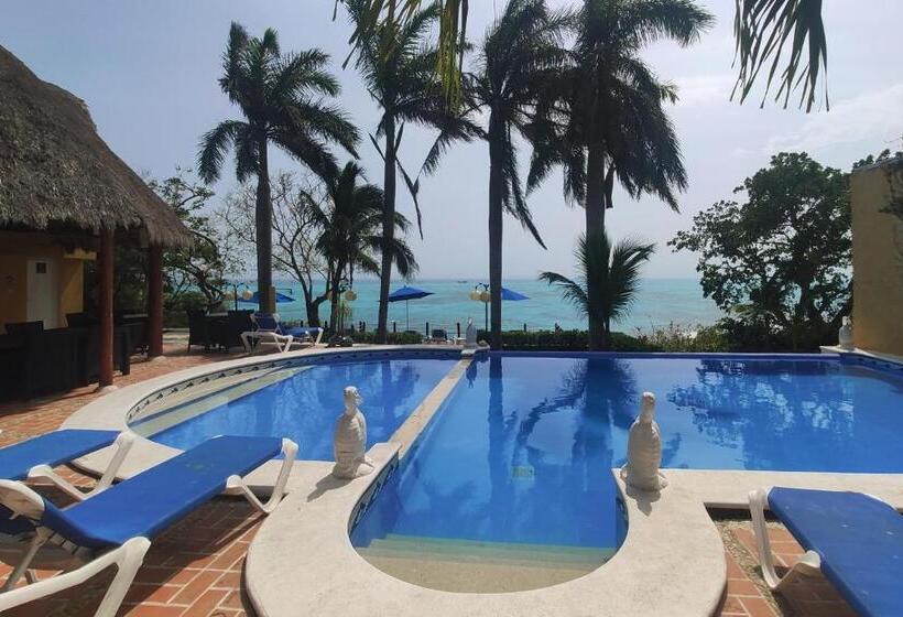 酒店 La Joya Isla Mujeres