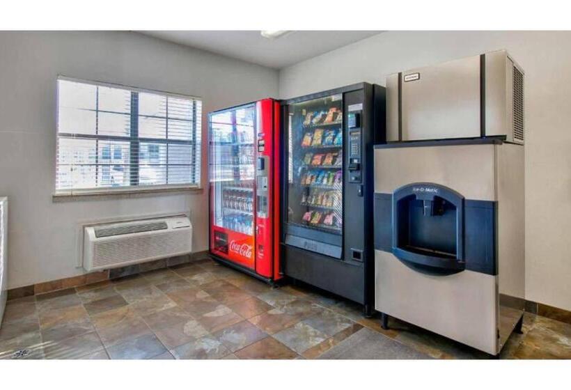 בית מלון כפרי Oyo Townhouse Beaumont Medical Center Area