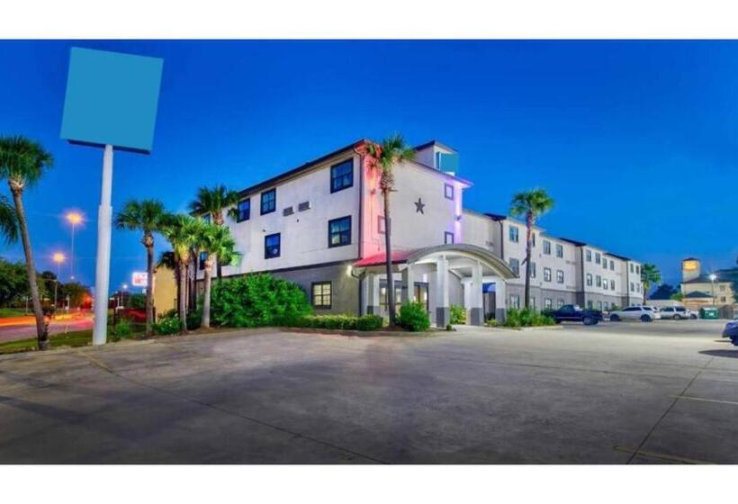 בית מלון כפרי Oyo Townhouse Beaumont Medical Center Area