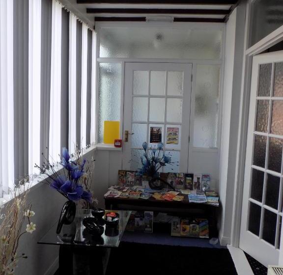 بنسيون The Lorron