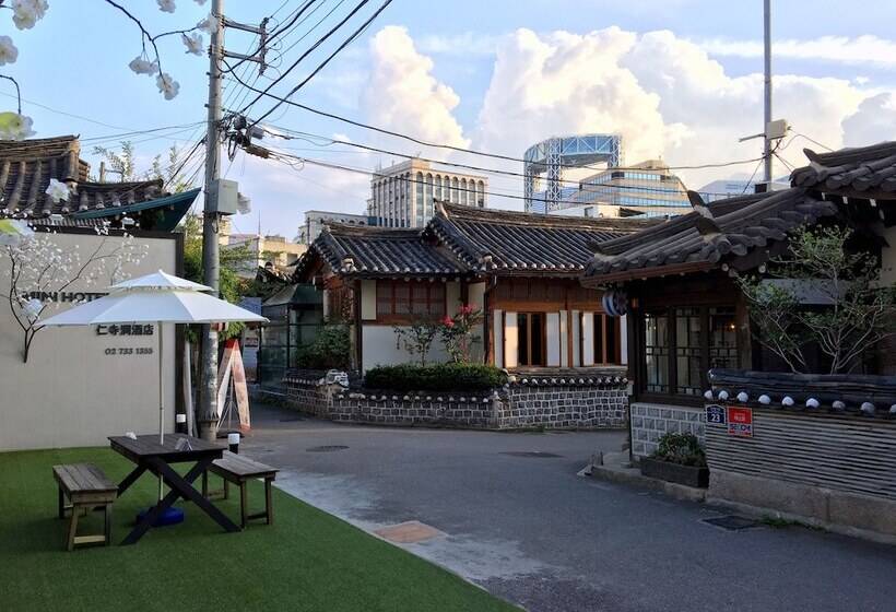 Общежитие Mini Hotel Insa