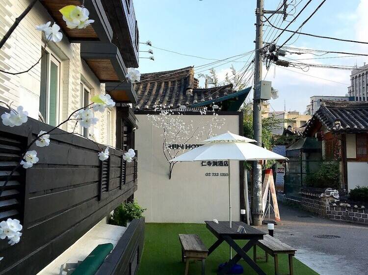 Общежитие Mini Hotel Insa