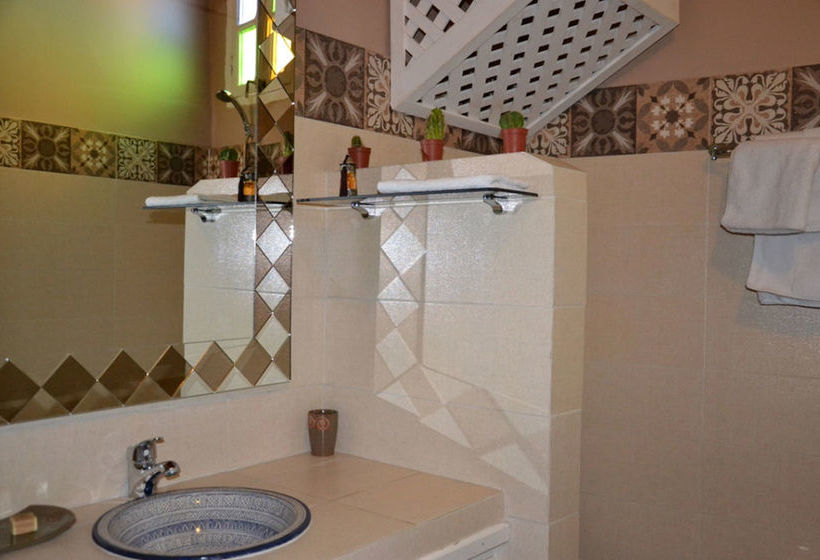 تختخواب و صبحانه Dar Chouette  Adults Only