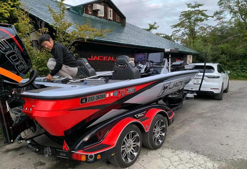 ベッドアンドブレックファースト Lake Village Donaludo Pension