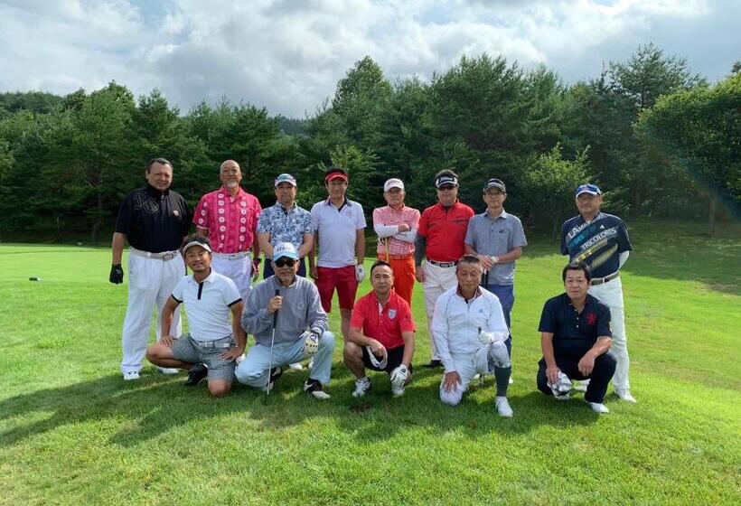 ベッドアンドブレックファースト Lake Village Donaludo Pension