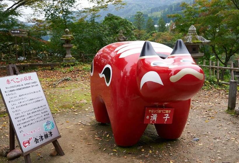 ベッドアンドブレックファースト Lake Village Donaludo Pension