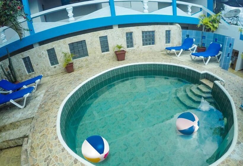 住宿加早餐 El Tronco Inc