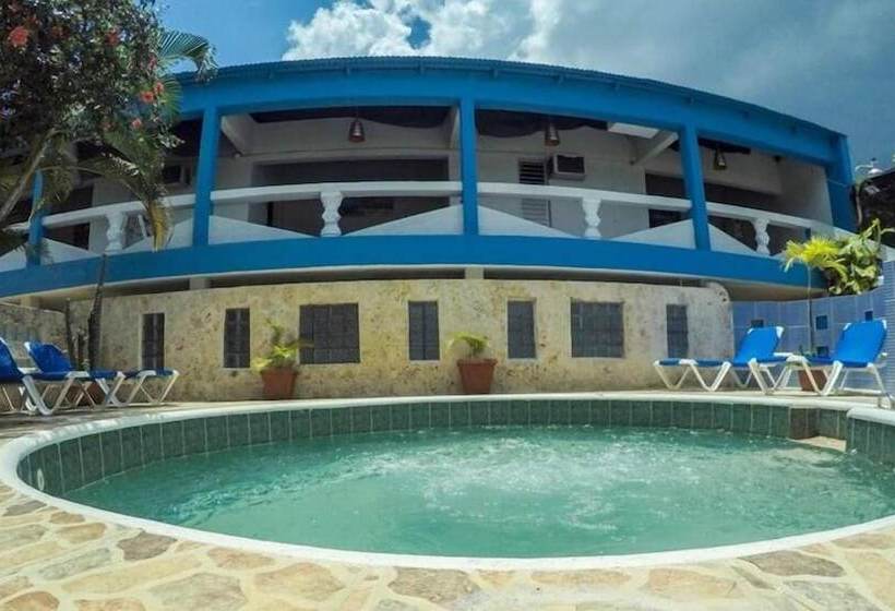 住宿加早餐 El Tronco Inc