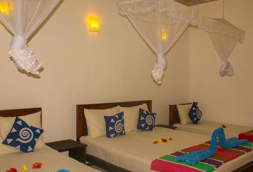 ベッドアンドブレックファースト Lathika Homes