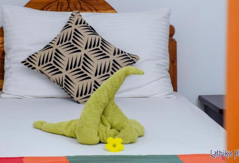 ベッドアンドブレックファースト Lathika Homes