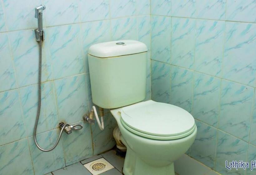 ベッドアンドブレックファースト Lathika Homes