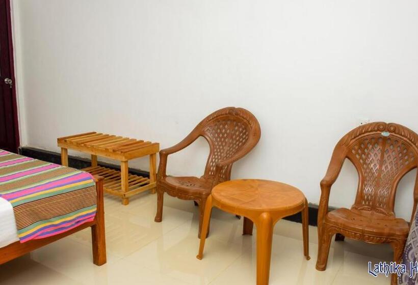 ベッドアンドブレックファースト Lathika Homes
