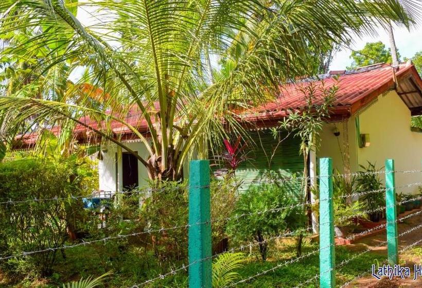 ベッドアンドブレックファースト Lathika Homes