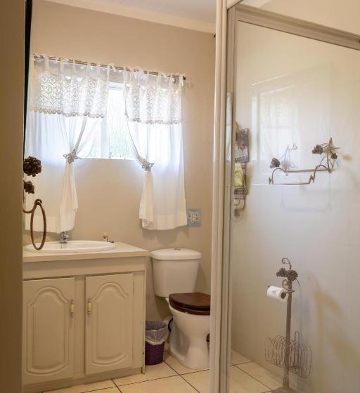 مبيت وإفطار Mistique Waters Guesthouse