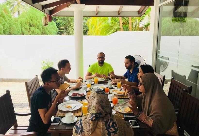 住宿加早餐  Swan White Villa