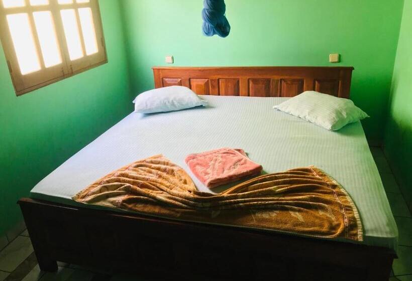 Bed and Breakfast Temple Flower Guest