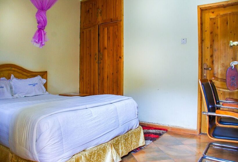 هتل Capricon Executive