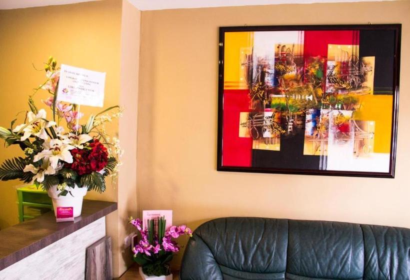 فندق Angel Resthouse