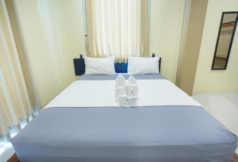 فندق Aura Residence