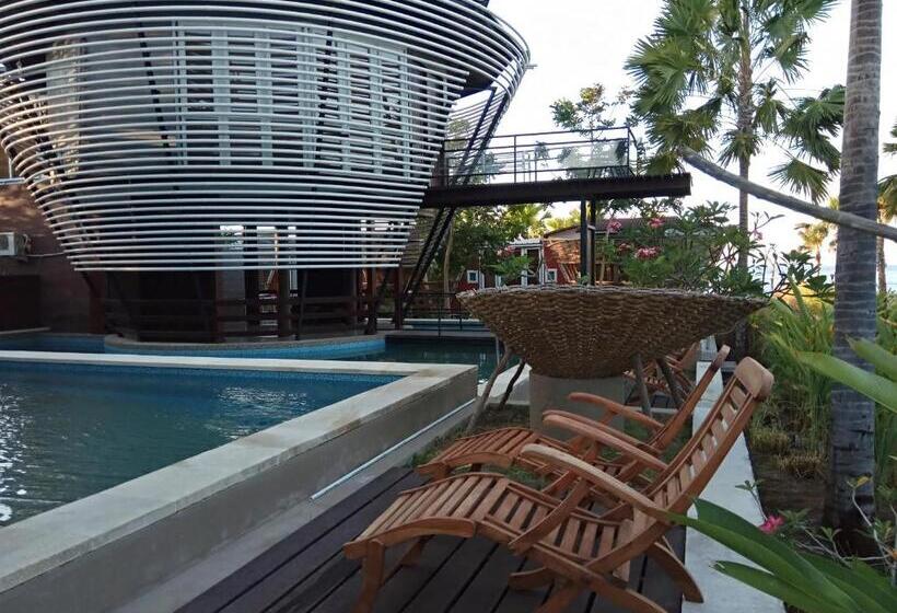 בית מלון כפרי Bali Umah Tinjung